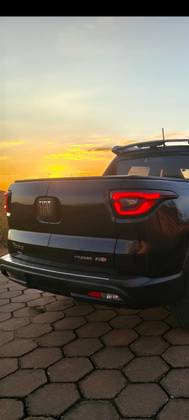 FIAT TORO 2.0 16V TURBO DIESEL VOLCANO 4WD AT9 FIAT TORO 2.0 16V TURBO DIESEL VOLCANO 4WD AT9